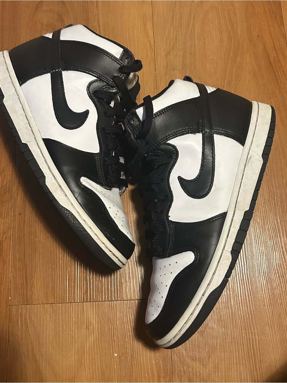 Nike Men’s High-Top Sneakers - Black & White